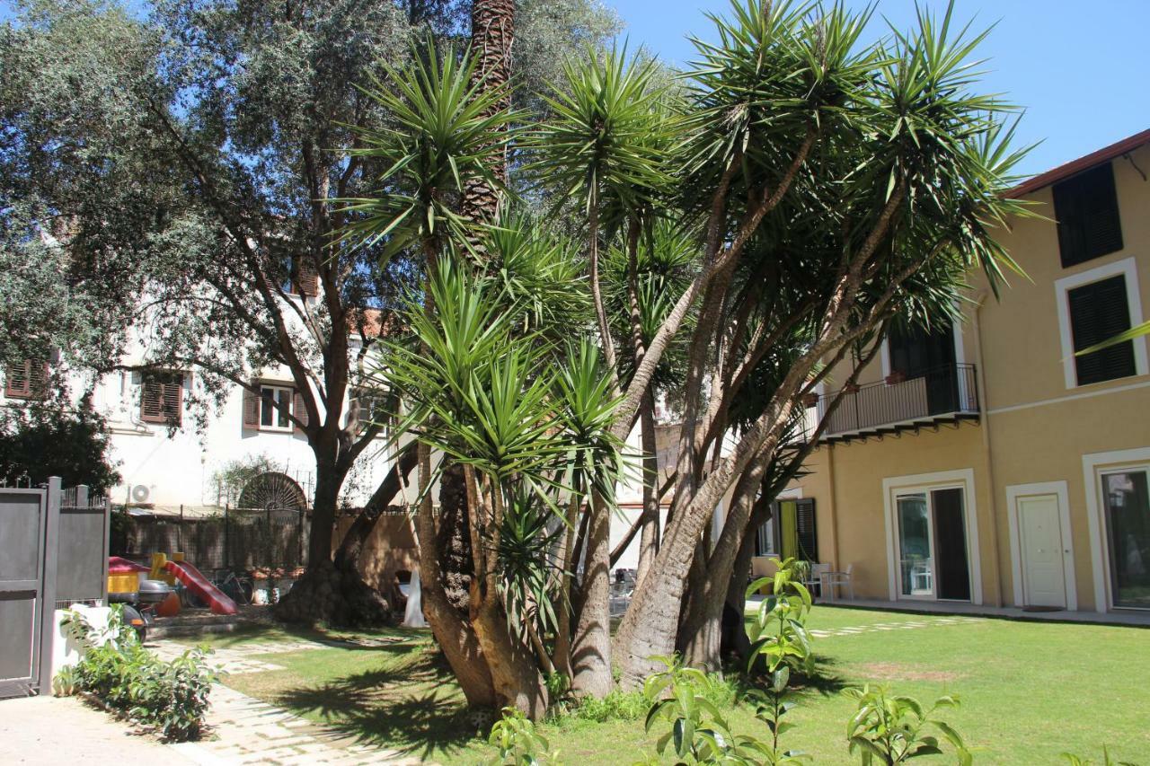 Corte Del Merlo Palermo Luaran gambar